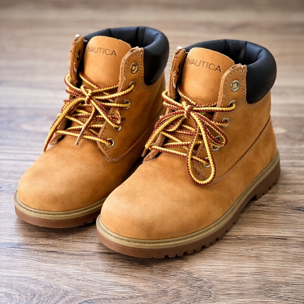 Nautica Kids Chukka Work Boot Tan Lace-Up Youth Size 1